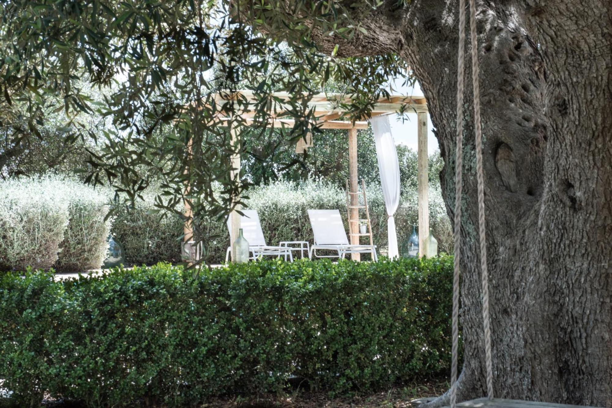 Il Trullo Di Ben Villa Locorotondo Luaran gambar