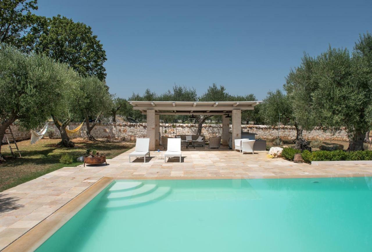 Il Trullo Di Ben Villa Locorotondo Luaran gambar