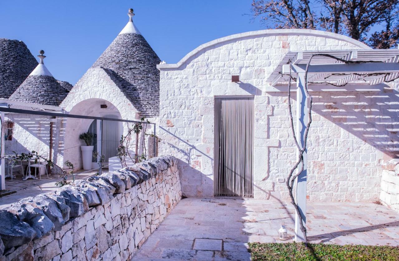 Il Trullo Di Ben Villa Locorotondo Luaran gambar